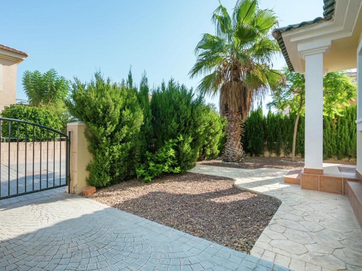 Belvilla By Oyo Villa Mosa Claire Banos y Mendigo Ngoại thất bức ảnh